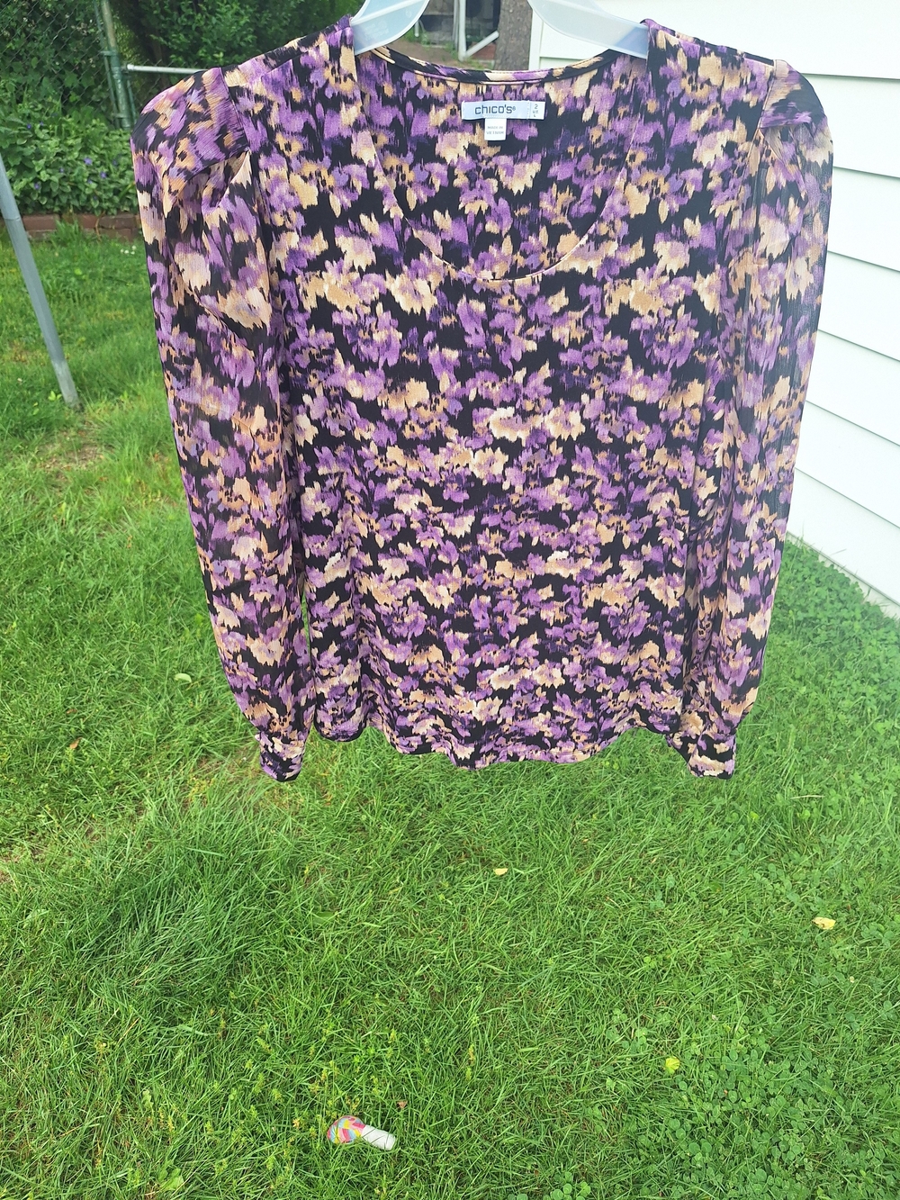 Chico's Purple Floral Long Sleeve Blouse. Size 2 (Womens Large)